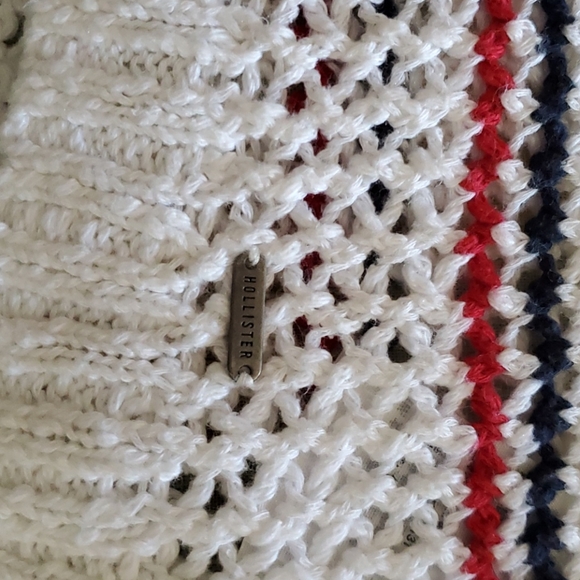 Sweater - Picture 2 of 4